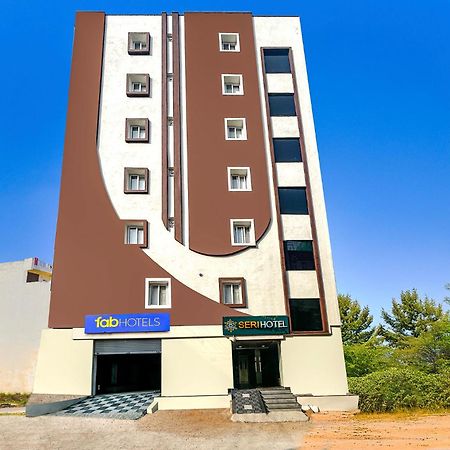 Fabhotel Seri - Nr Kims Hospital, Gachibowli Hyderabad Exteriör bild