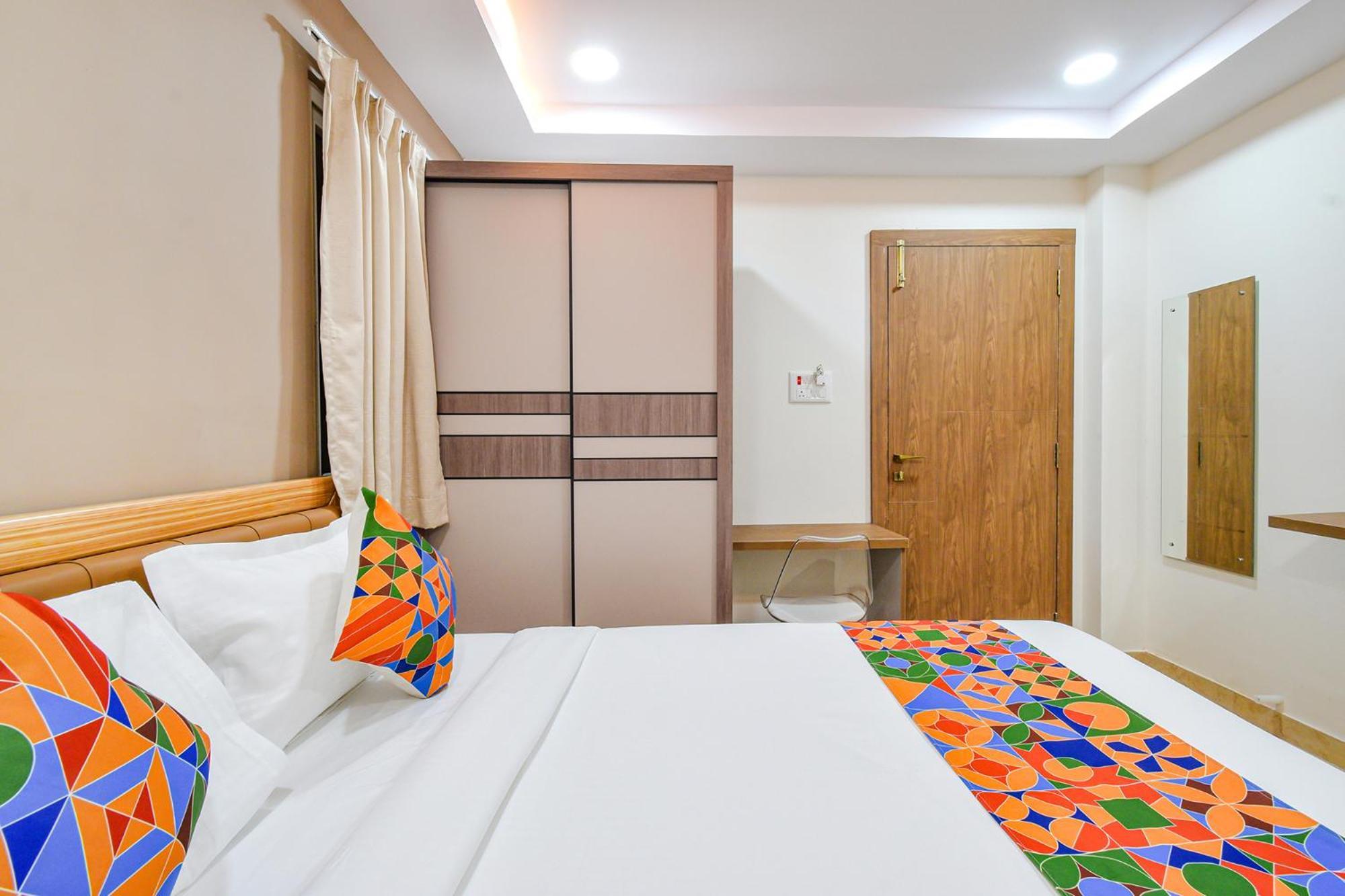 Fabhotel Seri - Nr Kims Hospital, Gachibowli Hyderabad Exteriör bild
