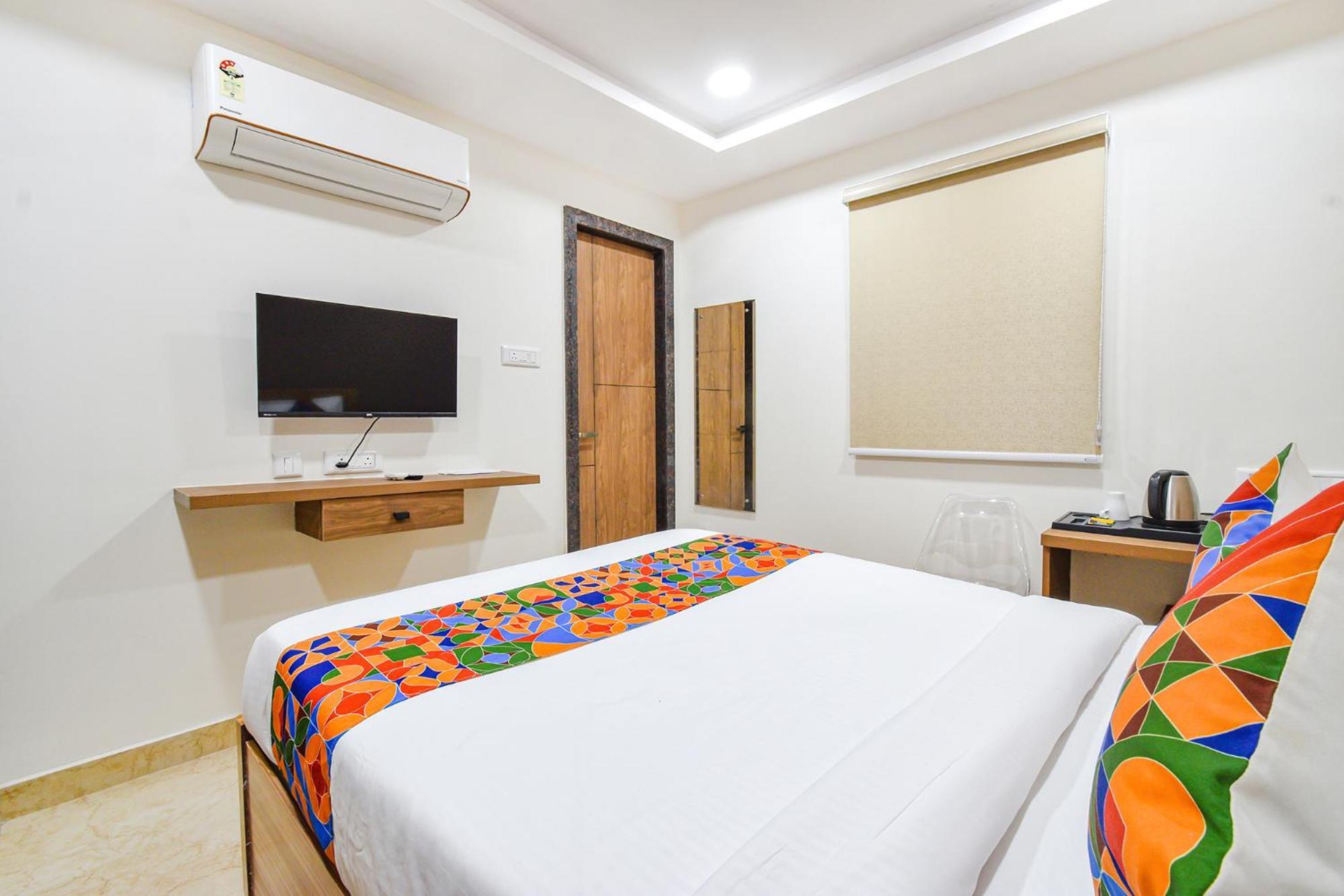 Fabhotel Seri - Nr Kims Hospital, Gachibowli Hyderabad Exteriör bild