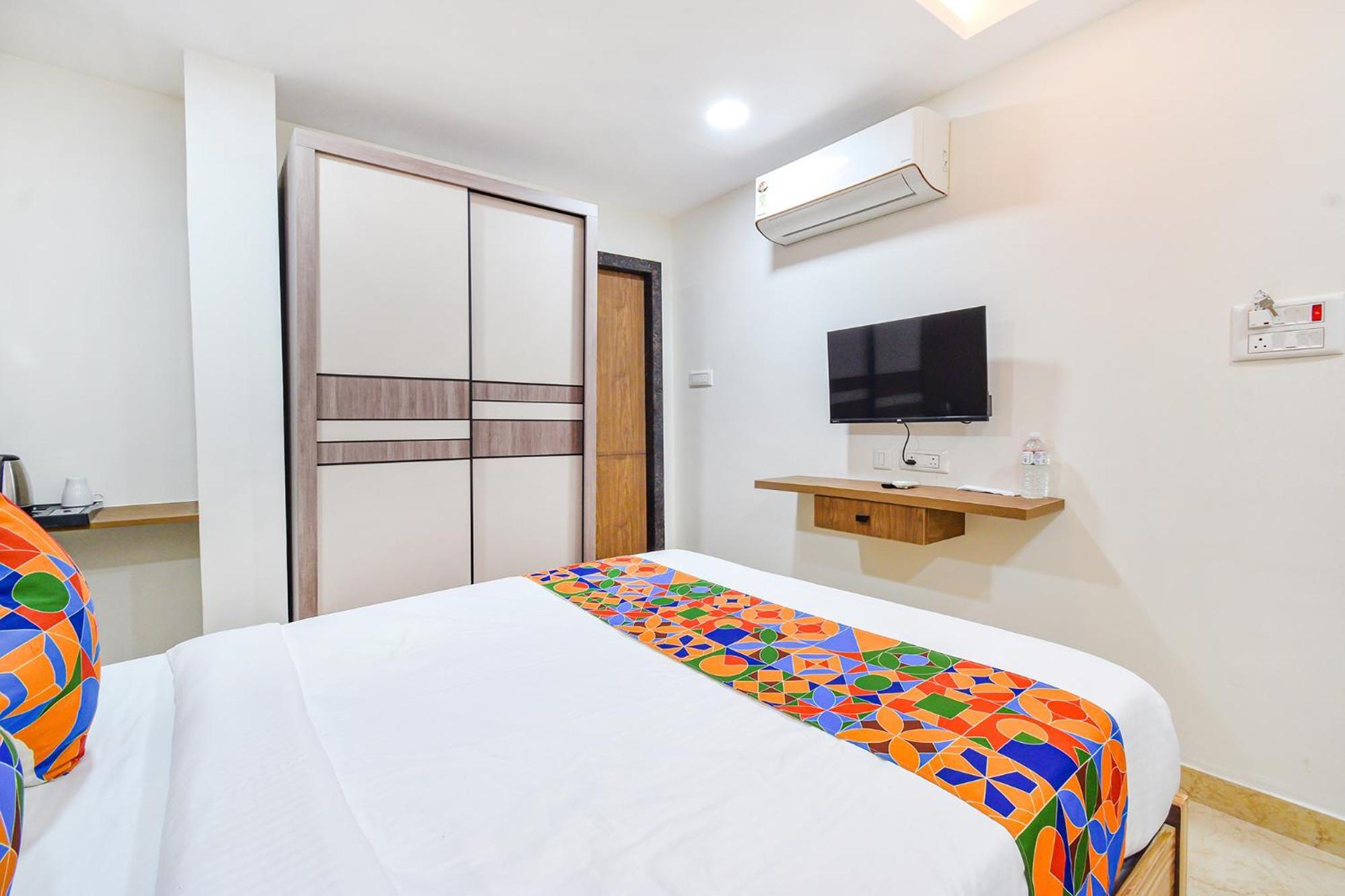 Fabhotel Seri - Nr Kims Hospital, Gachibowli Hyderabad Exteriör bild