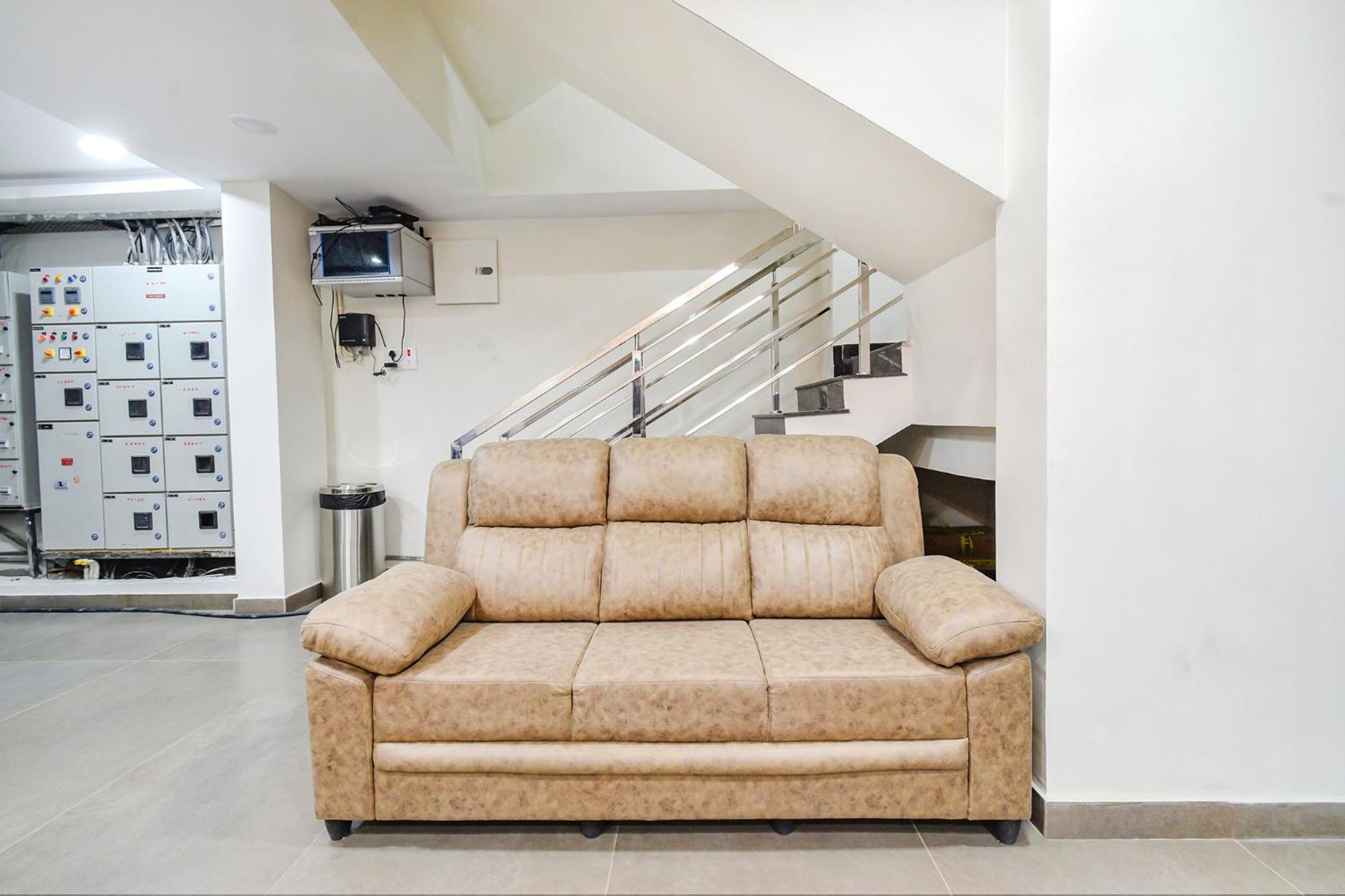 Fabhotel Seri - Nr Kims Hospital, Gachibowli Hyderabad Exteriör bild